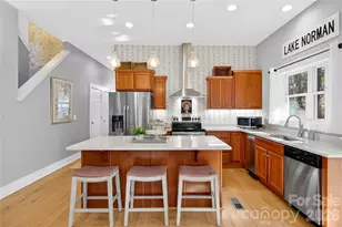 6923 Wateredge Dr, Sherrills Ford, NC 28673 - Photo 7