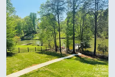 6923 Wateredge Drive, Sherrills Ford, NC 28673 - Photo 3