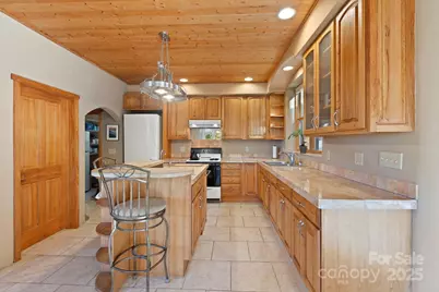 96 & 97 Old Cove Road, Black Mountain, NC 28711 - Photo 9