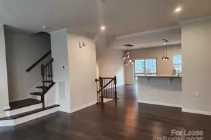 1229 Queen Lyon Ct, Charlotte, NC 28205 - Photo 13