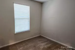 1229 Queen Lyon Ct, Charlotte, NC 28205 - Photo 17