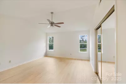 102 Fox Den Court, Hendersonville, NC 28792 - Photo 9