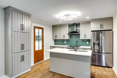 3120 Parkway Avenue, Charlotte, NC 28208 - Photo 9