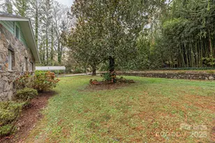 331 Sweetpea Ln, Hendersonville, NC 28791 - Photo 21