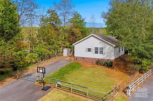 4247 Laurel Hill Rd, Claremont, NC 28610 - Photo 31