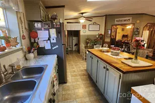 141 Hungry Creek Rd, Canton, NC 28716 - Photo 29