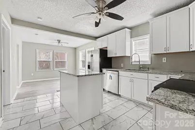 9501 Misenheimer Road, Charlotte, NC 28215 - Photo 13