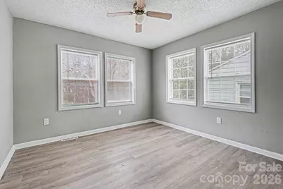 9501 Misenheimer Road, Charlotte, NC 28215 - Photo 21