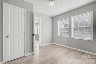 9501 Misenheimer Rd, Charlotte, NC 28215 - Photo 9