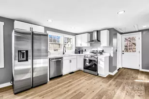 319 Hoyle Cir, Gastonia, NC 28052 - Photo 5