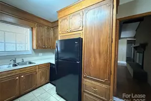 925 Perth Rd, Troutman, NC 28166 - Photo 11