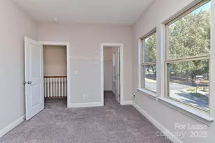 8765 Aspinwall Dr, Charlotte, NC 28216 - Photo 27