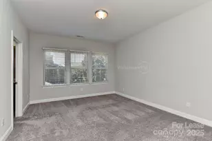 8765 Aspinwall Dr, Charlotte, NC 28216 - Photo 21