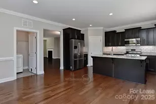 8765 Aspinwall Dr, Charlotte, NC 28216 - Photo 7