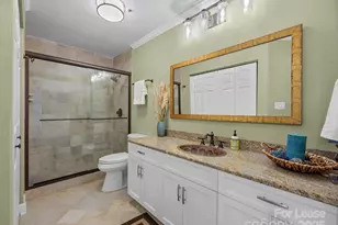 17925 Kings Point Dr, Cornelius, NC 28031 - Photo 7