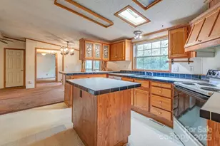 1 Kelsey Ct, Swannanoa, NC 28778 - Photo 9