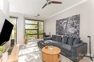 525 E 6th St, Charlotte, NC 28202 - Photo 3