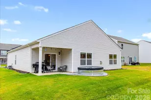 345 Ridgeview Ln, Mars Hill, NC 28754 - Photo 13