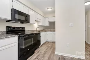 703 Heritage Pkwy, Fort Mill, SC 29715 - Photo 5