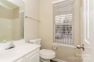 4531 Biesterfield Dr, Charlotte, NC 28216 - Photo 3