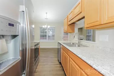 4531 Biesterfield Drive, Charlotte, NC 28216 - Photo 7