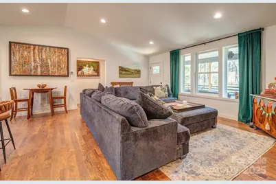 15 Edmond Woods Place, Fairview, NC 28730 - Photo 5