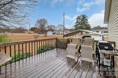 2514 Oxford Circle, Lancaster, SC 29720 - Photo 11