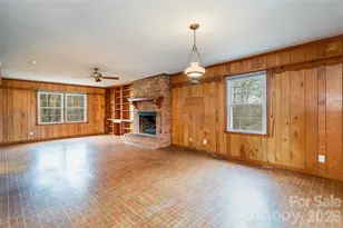 52 E Miller St, Columbus, NC 28722 - Photo 13