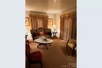 2126 Syracuse Drive, Charlotte, NC 28216 - Photo 3