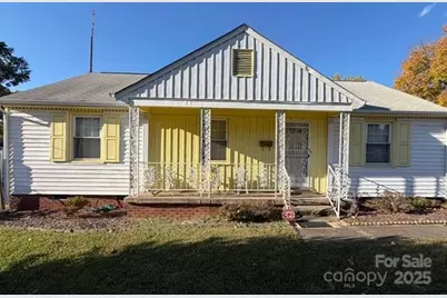 2126 Syracuse Drive, Charlotte, NC 28216 - Photo 1