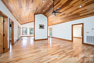 22 Faholoa Ridge Rd, Black Mountain, NC 28711 - Photo 15