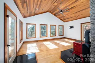 22 Faholoa Ridge Rd, Black Mountain, NC 28711 - Photo 17