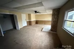 5367 Meadowlane Dr, Granite Falls, NC 28630 - Photo 7