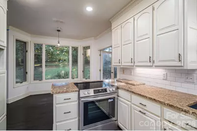 208 Hollow Road, Lincolnton, NC 28092 - Photo 13