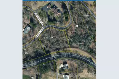 201 Martinat Drive NE #2, Morganton, NC 28655 - Photo 3