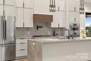 34 Bridgeway Dr, Candler, NC 28715 - Photo 13