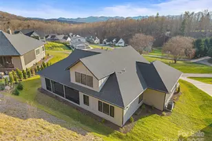 34 Bridgeway Dr, Candler, NC 28715 - Photo 3