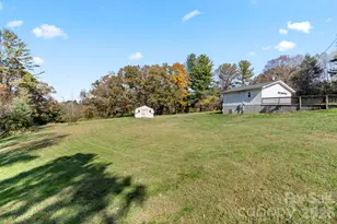 24 Ian River Dr, Asheville, NC 28806 - Photo 3