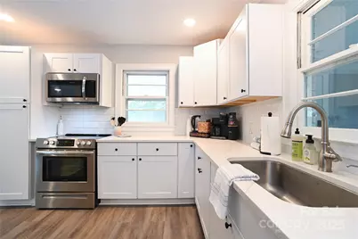 914 Crestmere Street, Charlotte, NC 28208 - Photo 21