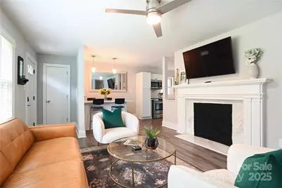 914 Crestmere Street, Charlotte, NC 28208 - Photo 13