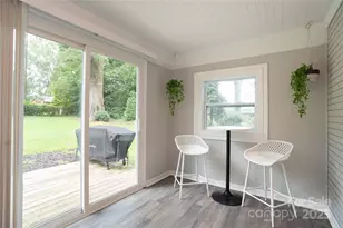 914 Crestmere St, Charlotte, NC 28208 - Photo 33