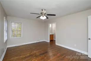 11810 Lansbury Ct, Charlotte, NC 28226 - Photo 25