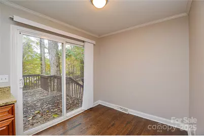 11810 Lansbury Court, Charlotte, NC 28226 - Photo 17