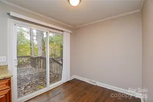 11810 Lansbury Ct, Charlotte, NC 28226 - Photo 17