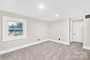 3824 Freedom Dr, Charlotte, NC 28208 - Photo 29