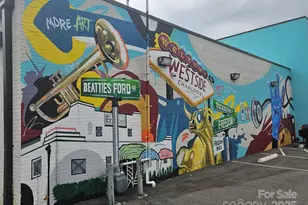 3824 Freedom Dr, Charlotte, NC 28208 - Photo 7