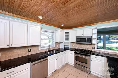 6332 Montpelier Road, Charlotte, NC 28210 - Photo 15