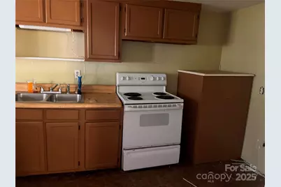 1147 Old Linville Road, Marion, NC 28752 - Photo 23