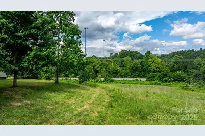 1147 Old Linville Road, Marion, NC 28752 - Photo 11