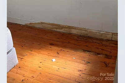 1147 Old Linville Road, Marion, NC 28752 - Photo 17